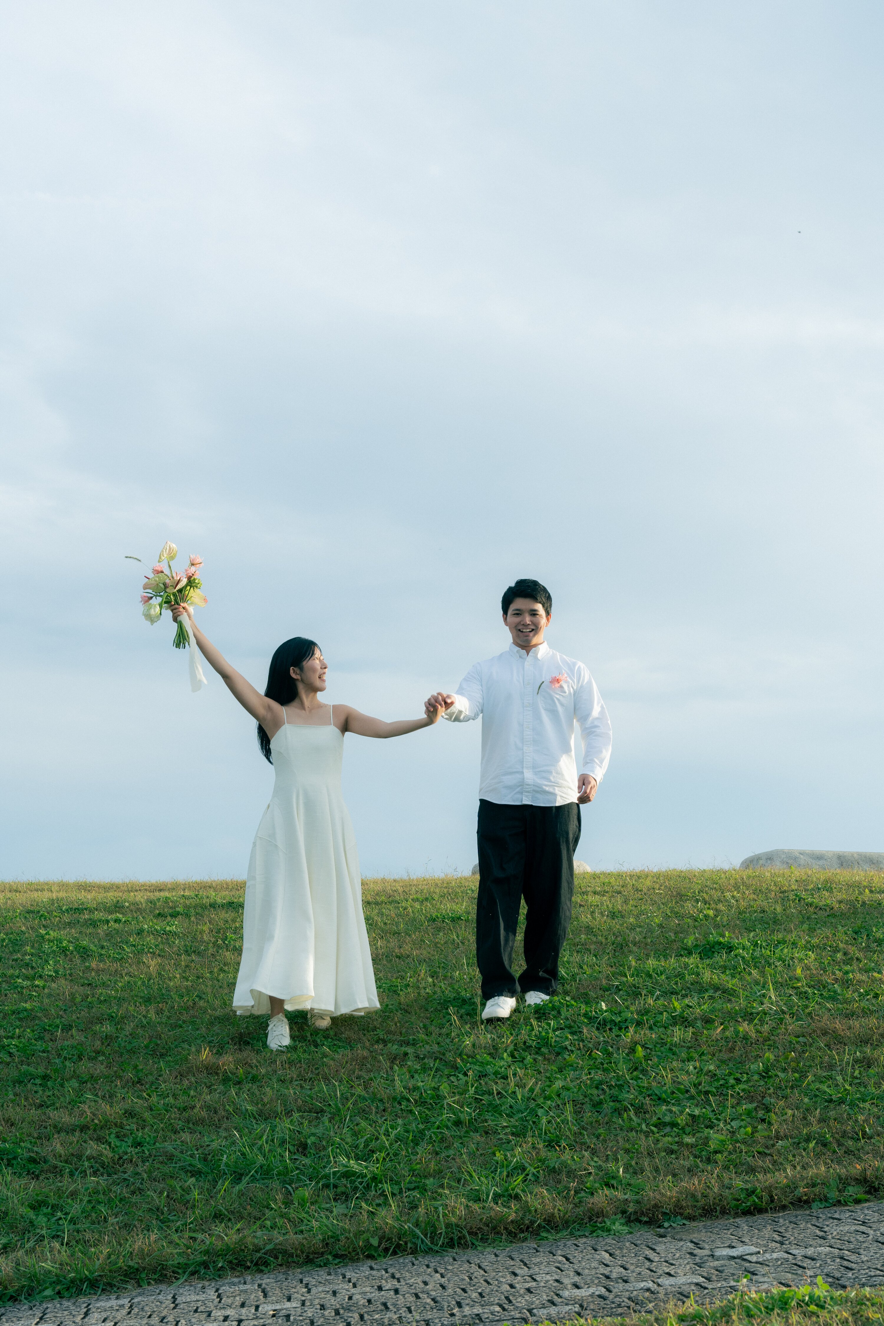 新郎新婦の写真 右